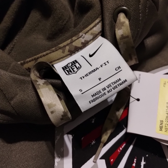 Small Nike Atlanta Falcons Therma NFL Salute to Service Hoodie Sweatshirt NWT - Picture 6 of 10